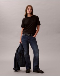 Calvin Klein Jeans - Script Logo Graphic Classic T-Shirt