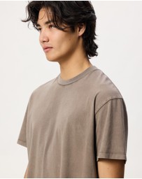 Stockholm Surfboard Club - Box Tee Back Logo