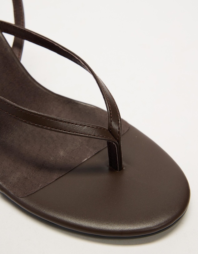 AERE - Amelia Leather Thong Heels - Women's