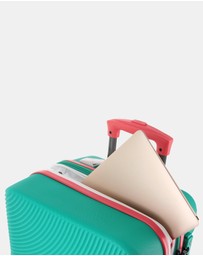 GAP - GAP Stripe Cabin Hard Shell with Mini Beauty Case Set