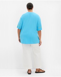 City Chic - Plus size Out Of Office Oversized Tee - blue