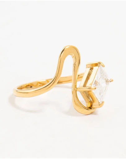 Lovisa - Waterproof Gold Plated Stainless Steel Wavy Statement Ring