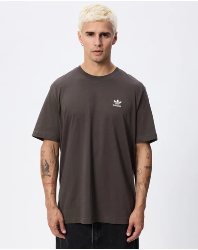 adidas Originals - Essentials Loose Fit T-Shirt - ICONIC EXCLUSIVE