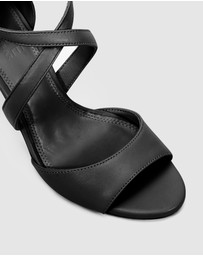 Nude Footwear - Carter