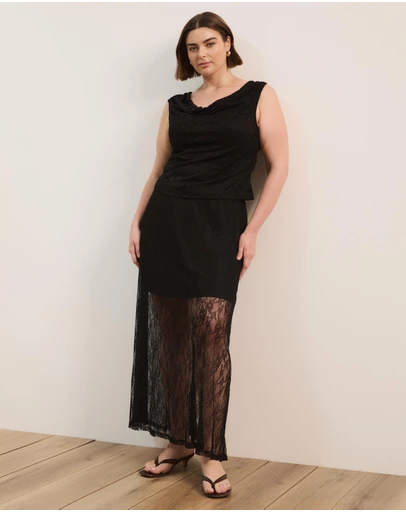 Atmos&Here Curvy - Isobel Lace Maxi Skirt