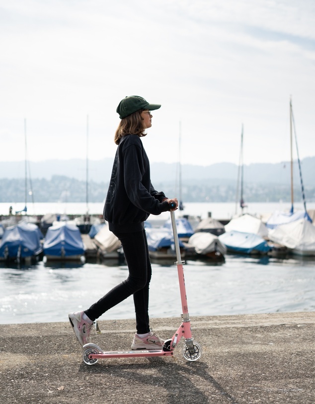 Micro Scooters - Micro Sprite 2 Wheel Folding Scooter with LED wheels
