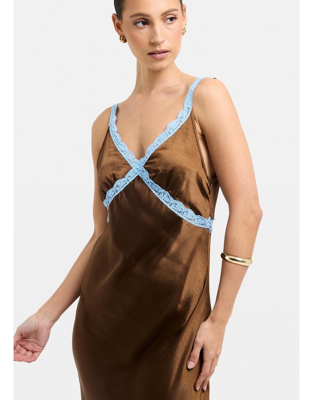 Alice In The Eve - Catie Satin Lace Maxi Dress