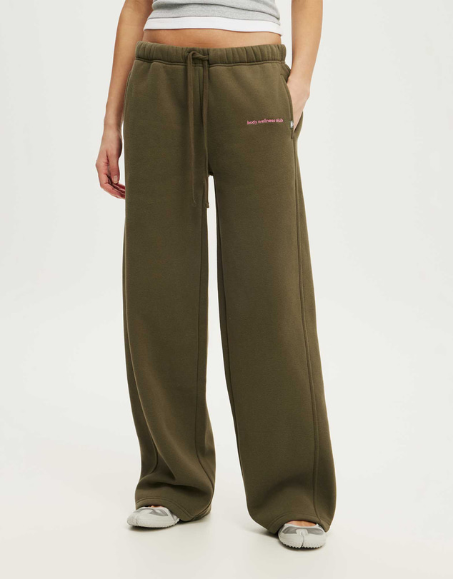 Cotton On Body Active - Plush Relaxed Straight Sweatpant