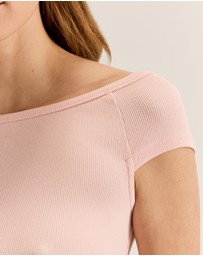 Review - Isla Ribbed Top