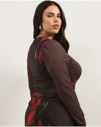 Atmos&Here Curvy - Sari Mesh Maxi Dress