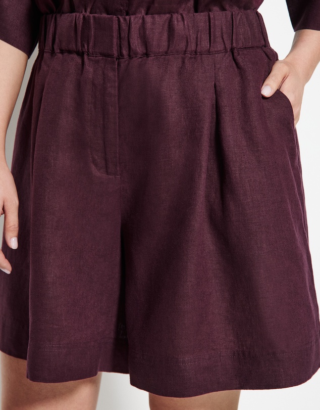 Commonry - Lucie Short