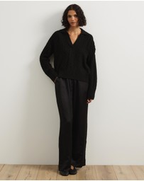 Atmos&Here - Faye Cable Knit Pullover With Collar
