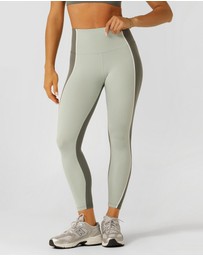 Lorna Jane - Go The Distance Ankle Biter Leggings