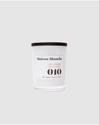 Maison Blanche - 010 Cedarwood & Patchouli - Small Candle