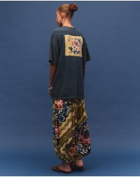 KINGA CSILLA - Avviso Lotus OG Tee