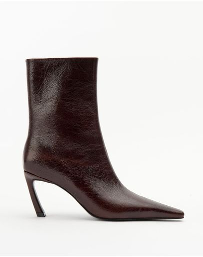 Choc Oily Crinkle Leather