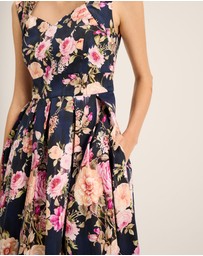 Review - Aurora Dress