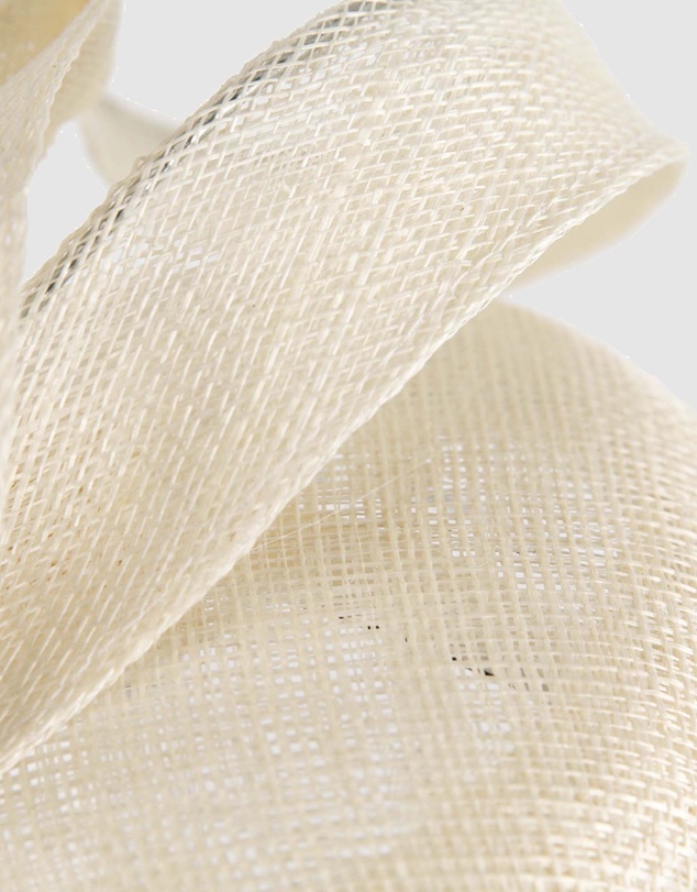 Max Alexander - Pillbox Cream Racing Fascinator