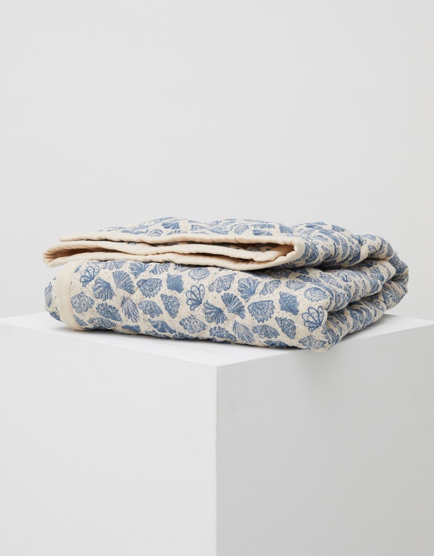 Phile - Quilted Blanket