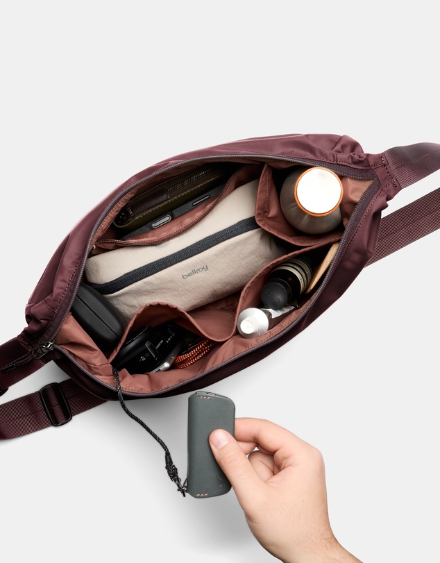 Bellroy - Laneway Crescent Bag 7L