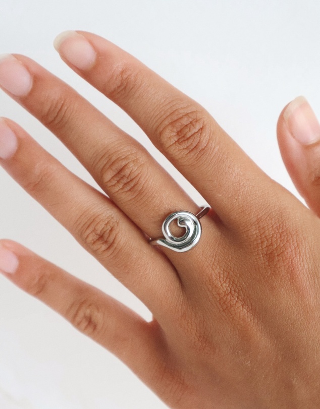 HOUSE OF SLANI - Organic Spiral Silver Ring