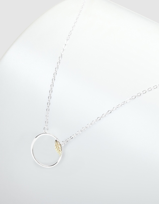 Pastiche - Spring Breeze Necklace