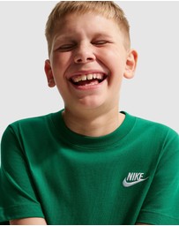Nike - Futura T-Shirt - Teens