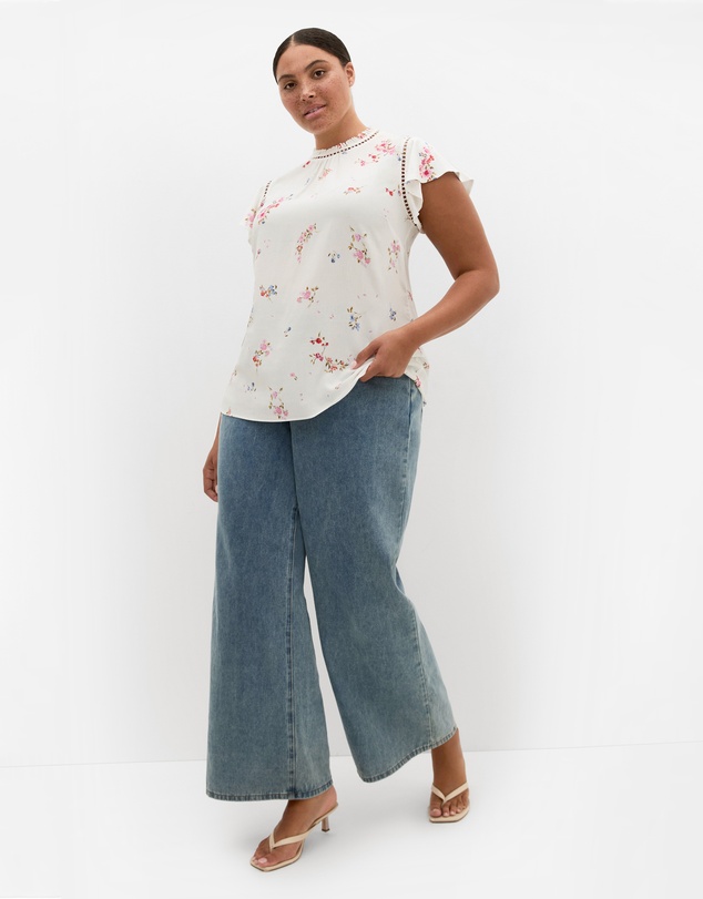 City Chic - Fleur Petal Print Top