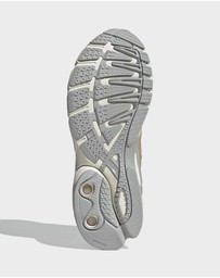 adidas Originals - Adistar Control 5 - Women's