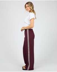 All About Eve - Lina Pant Wine