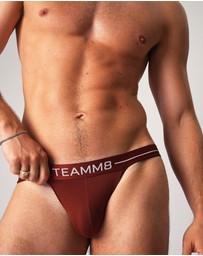 TEAMM8 - Icon Sports Brief