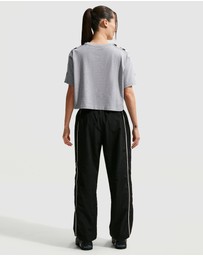 Nike - Sportswear Classic Crop Varsity18 Tee