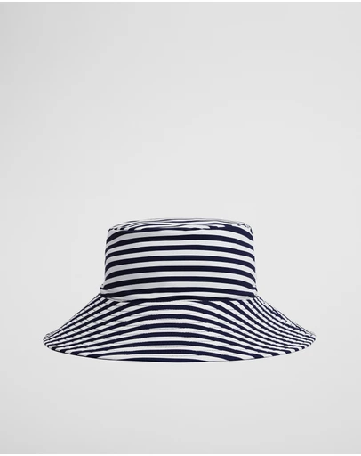 Country Road - Reverse Swim Bucket Hat