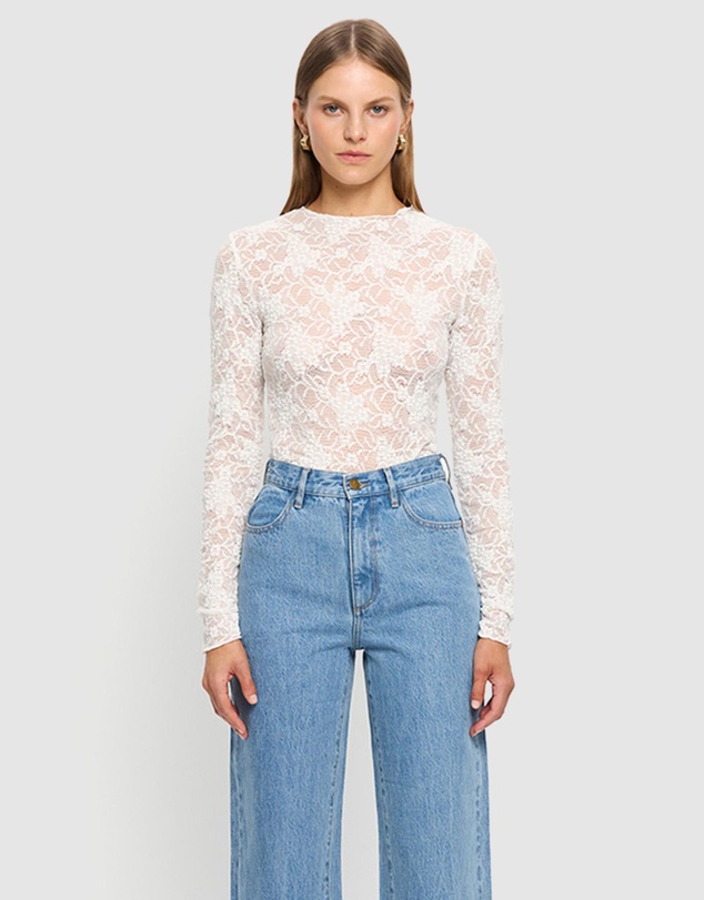 KIVARI - Victoria Lace Top