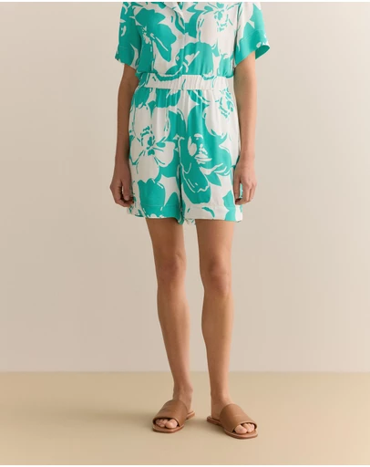 Trenery - Floral Crepe Pull On Short in Jade
