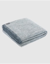 St Albans - Alpaca Throw Granite
