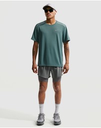 Nike - Nike Dri-FIT UV Miler Short Sleeve Top
