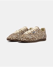 Autry - Windspin Low Wom Sneakers - Women's