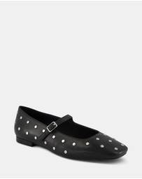 Miss Sofie - Tweak Flats