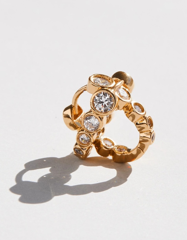 SAINT VALENTINE - Crescendo Oval Hoops - Gold