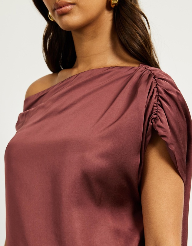 Minima Esenciales - Vida Off Shoulder Top
