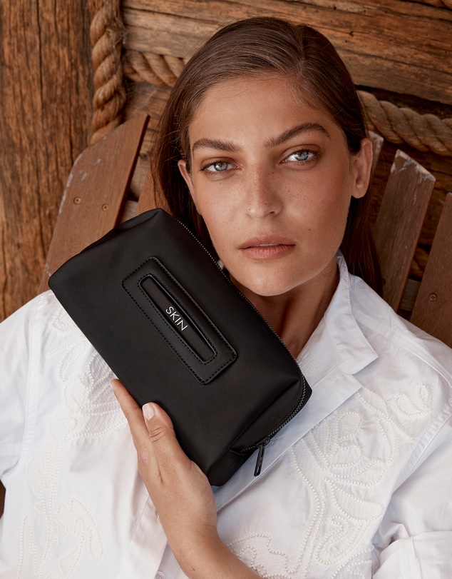 Status Anxiety - Hunter Toiletry Bag - Small