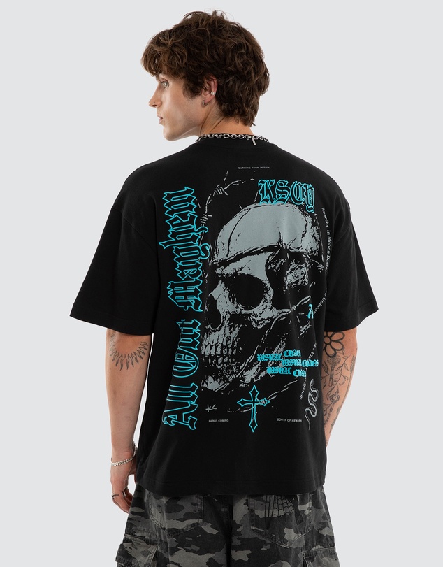 Kiss Chacey - Venting Street Tee