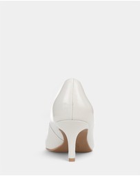 Naturalizer - Everly Kitten Heel - Warm White
