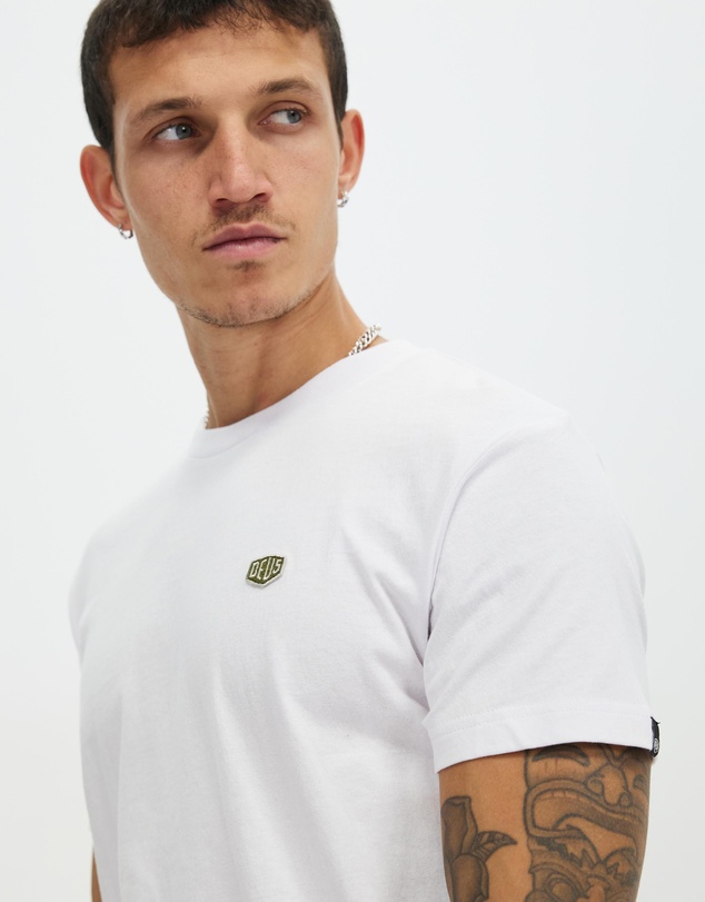 Deus Ex Machina - Shield Standard Tee
