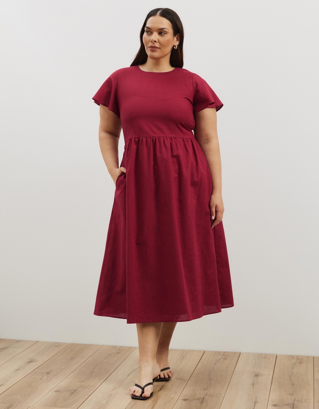 Atmos&Here Curvy - Jade Flutter Sleeve Midi Dress