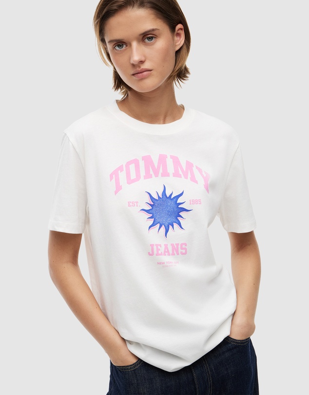 Tommy Jeans - Relaxed Novelty Tee
