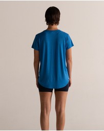 HyperLuxe The Label - V Neck Shirt