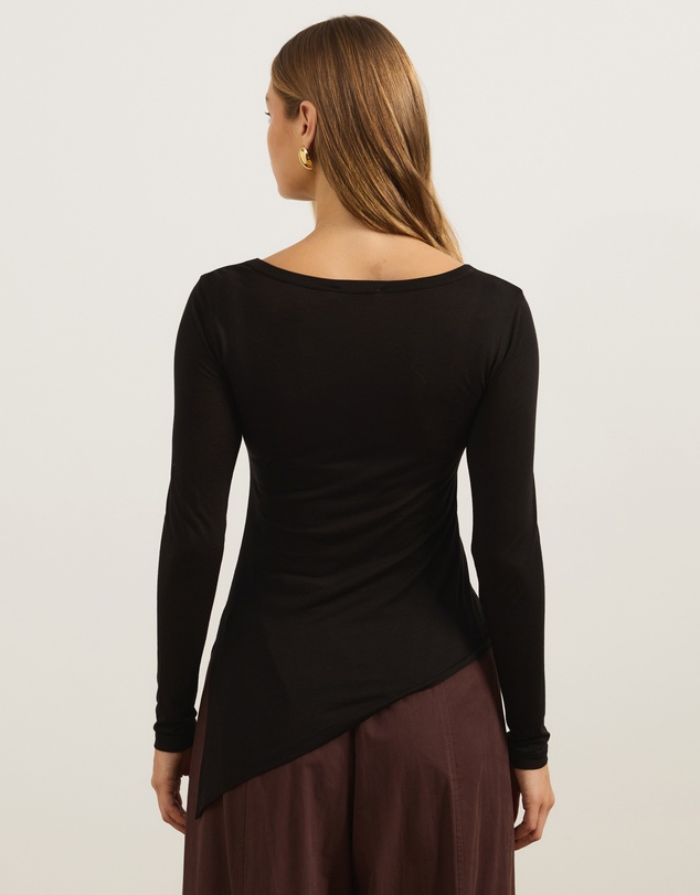 Atmos&Here - Wool Blend Asymmetrical Hem Long Sleeve Top