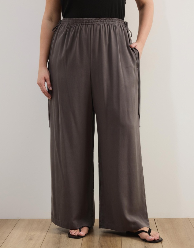 Atmos&Here Curvy - Viola Wide Leg Tie Detail Pants